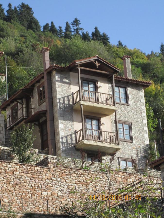 Villa Korfes-Κορφές Τριώροφη Βίλα Για Οικογένειες Και Παρέες Karpenisi Buitenkant foto