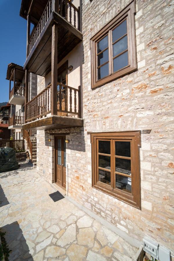 Villa Korfes-Κορφές Τριώροφη Βίλα Για Οικογένειες Και Παρέες Karpenisi Buitenkant foto